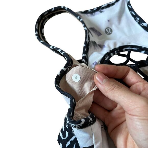 Lululemon Sweaty Or Not Bra Size 8 - Picture 5 of 7